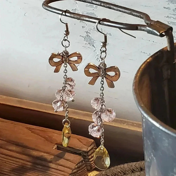 Long Silver Bows Pale Faceted Glass Beads Chain Bohemian Dangle Earrings - Picture 4 of 8